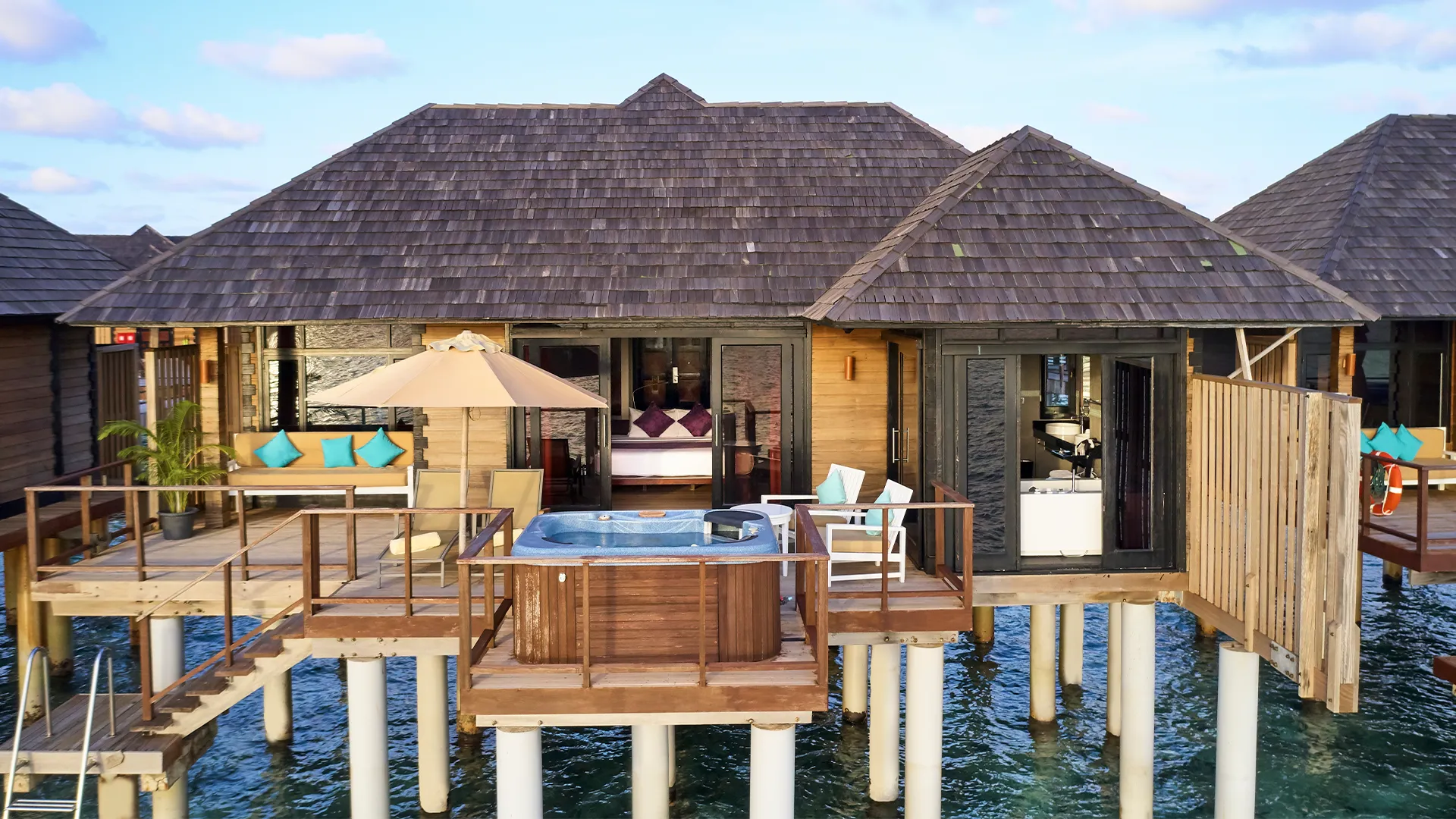 Sun Siyam Iru Fushi — Horizon Water Villa