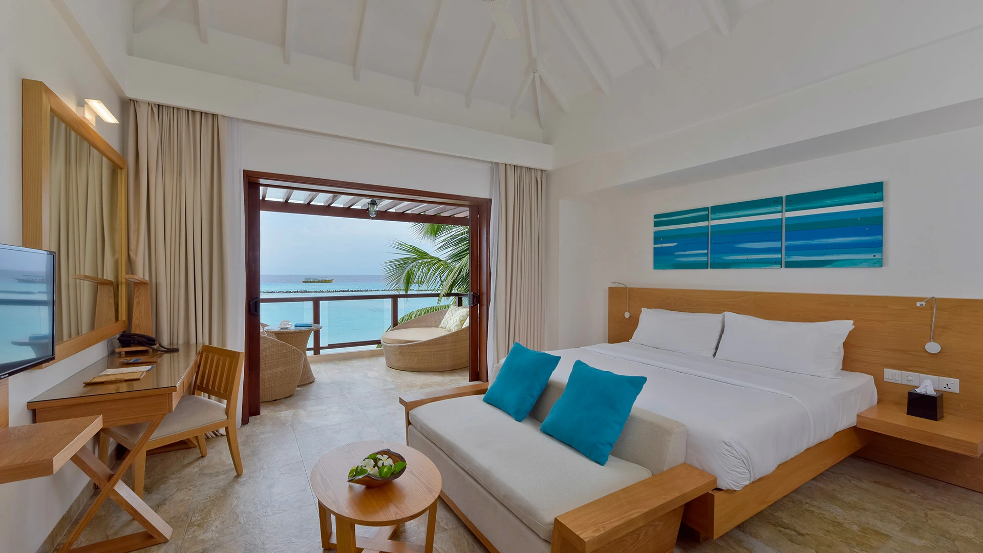 Summer Island Maldives — Superior Vista