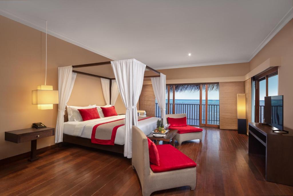 Adaaran Select Hudhuran Fushi — Sunset Ocean Villa